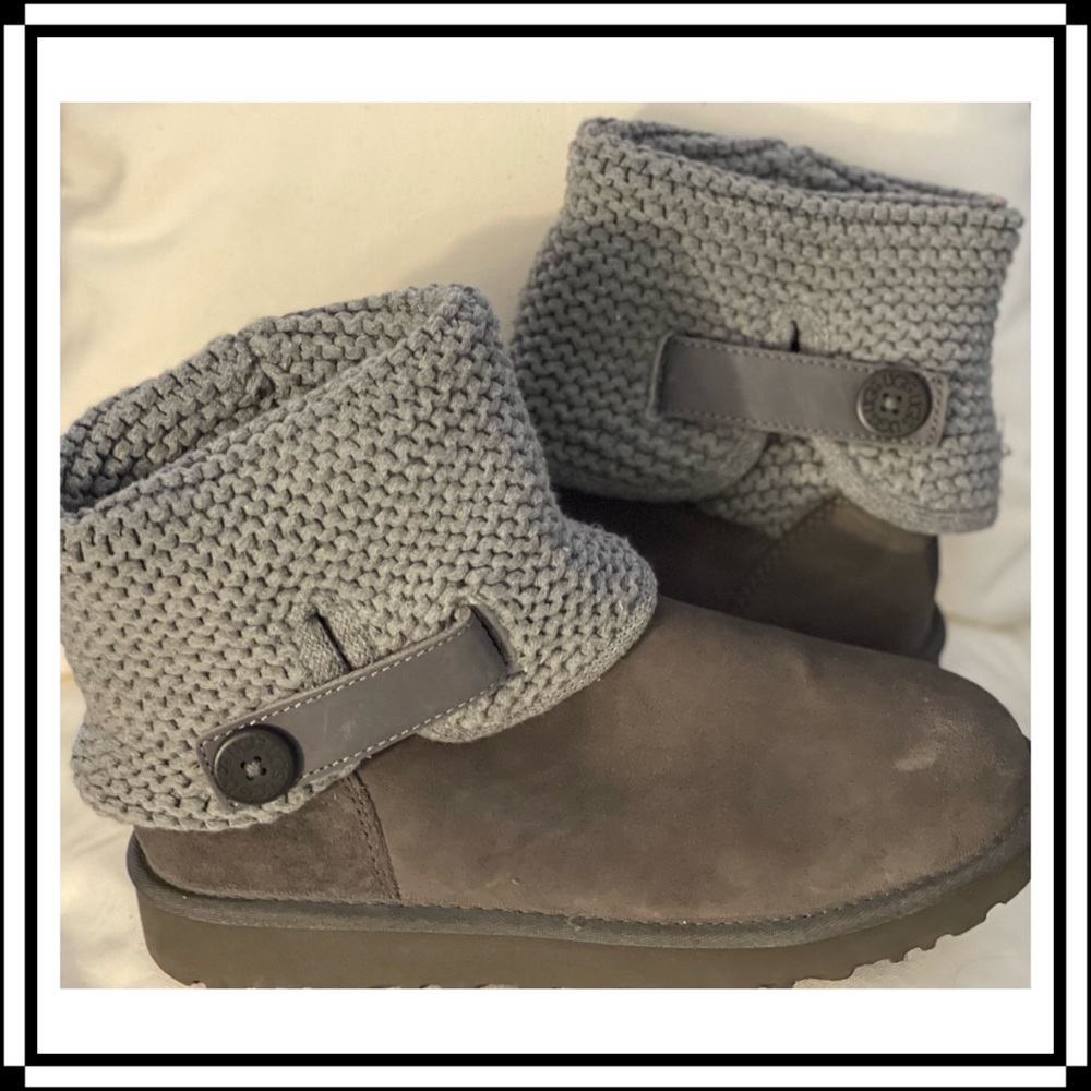 UGG Shaina Boot in Gray, Size 9